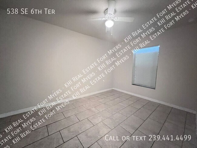 Foto del edificio - 538 SE 6th Terrace