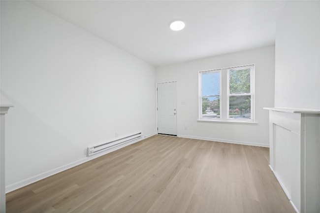 Foto del edificio - 888 N 46th St