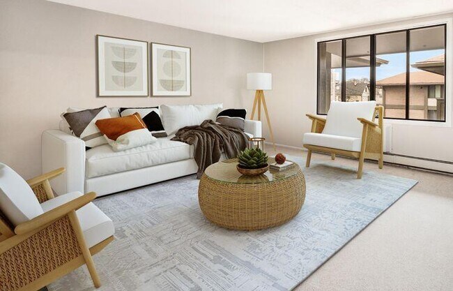 Foto del edificio - 2025 E Greenwich Ave