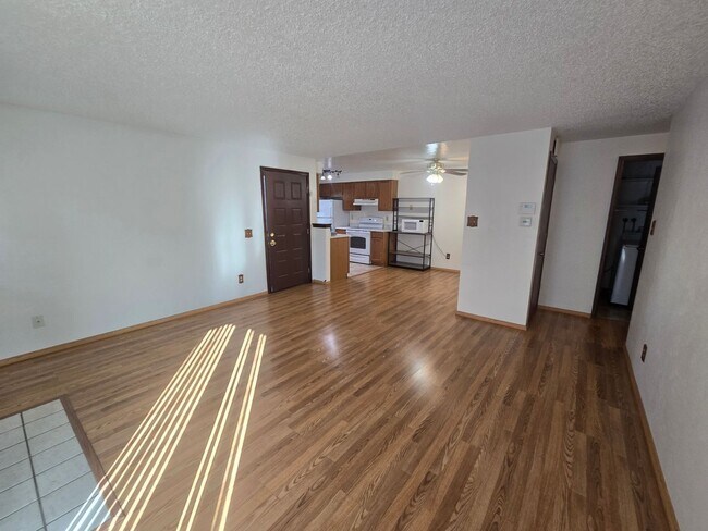 Building Photo - Condo in Thornton