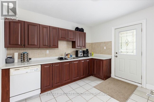 Photo du bâtiment - 387 Ontario St