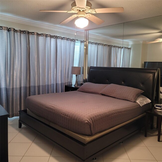 Foto del edificio - 3800 Galt Ocean Dr