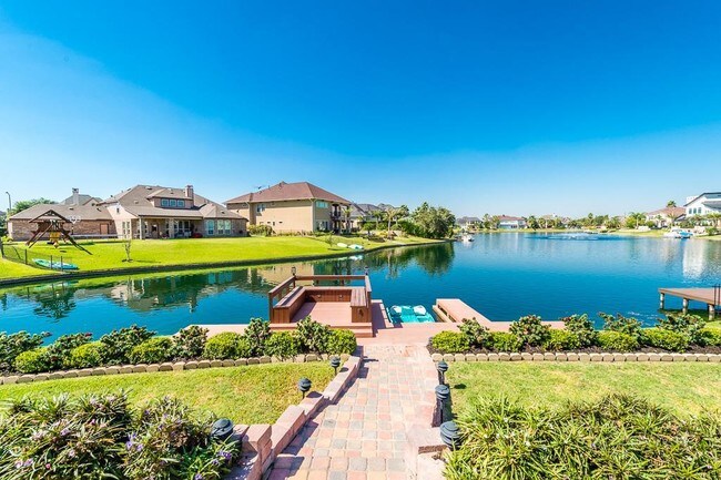 Building Photo - 1722 Amber Chase Dr