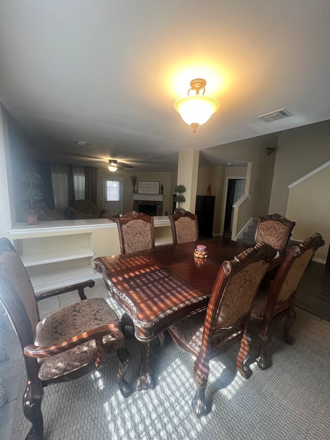 Foto del edificio - 3703 Fiesta Tr