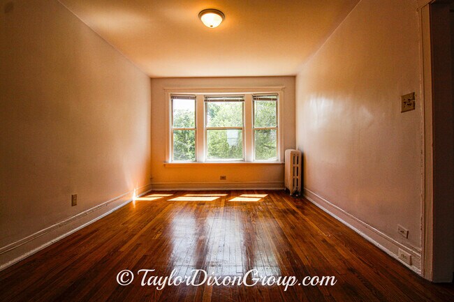 Foto del edificio - 508 E 70th St