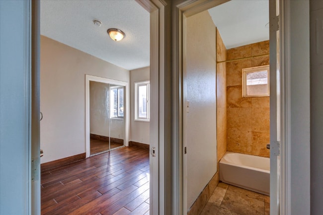 Foto del edificio - 8508 Avalon Blvd