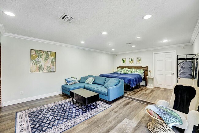 Foto del edificio - 714 NW 7th St