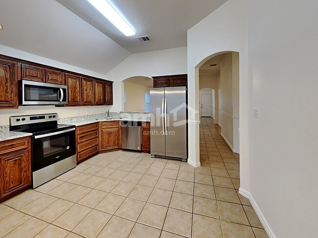 Foto del edificio - 87 Elmwood Trail