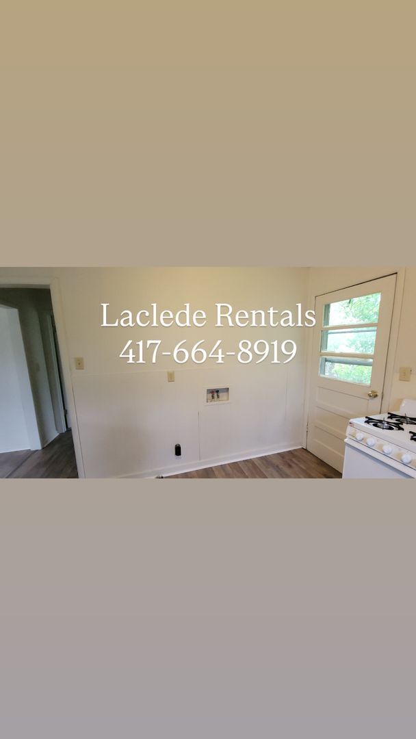 Foto del edificio - 2 bed 1 bath duplex