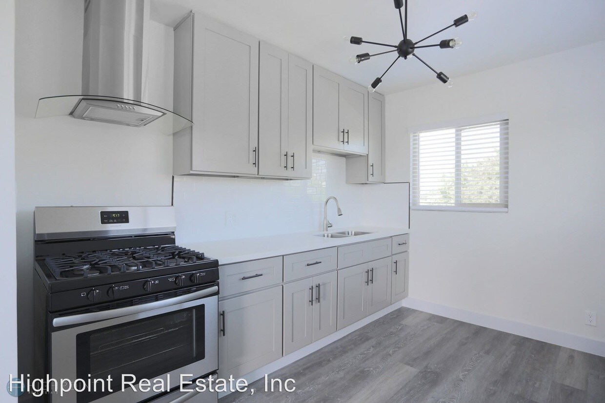 Foto principal - 10329 S Inglewood Ave