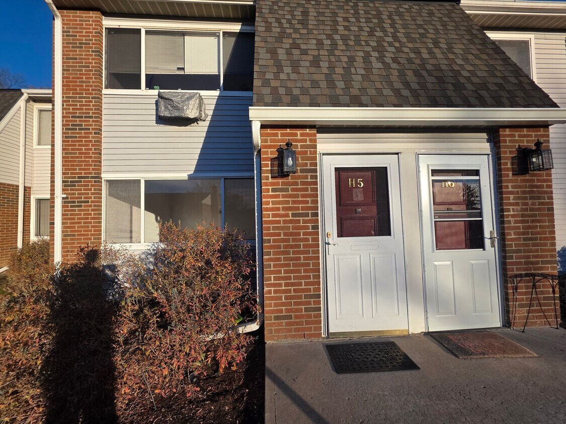 Foto principal - Bright 1 Bedroom Home - Poughkeepsie, NY