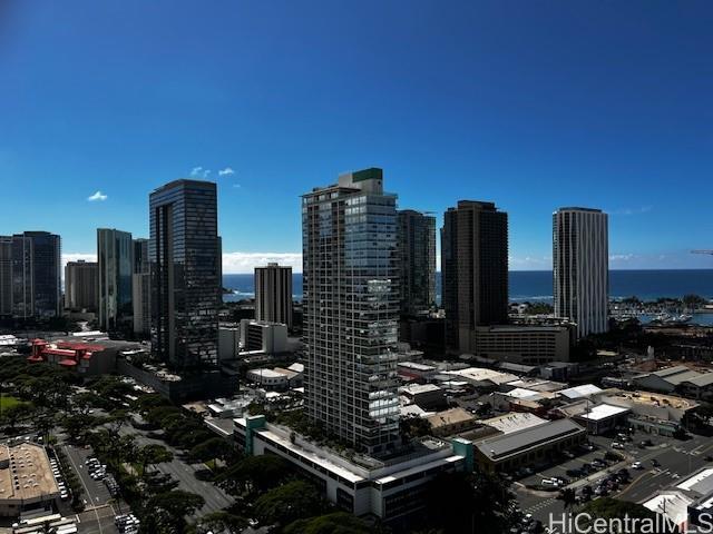 Foto del edificio - 888 Kapiolani Blvd