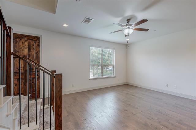 Building Photo - 2404 Jameson Ln