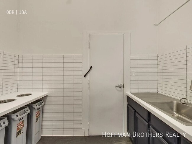 Foto del edificio - 706 Kearny St