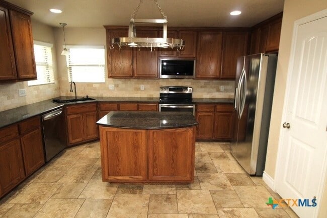 Foto del edificio - 1128 Pheasant Cir