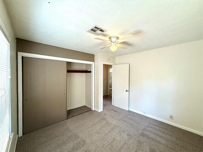 Foto del edificio - 7003 NW 46th St