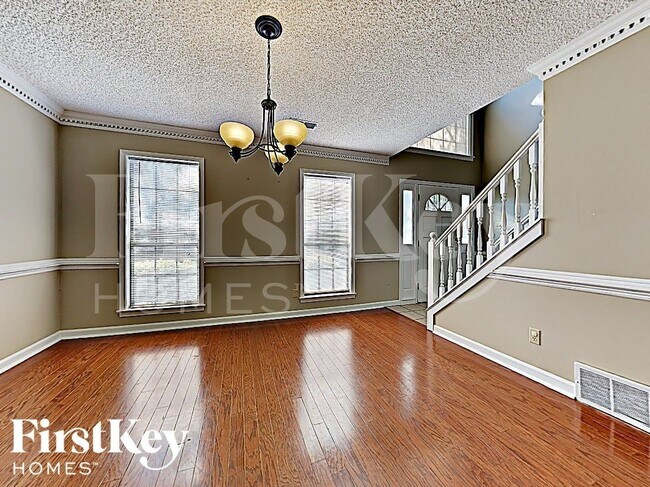 Foto del edificio - 3718 Old Creek Cove