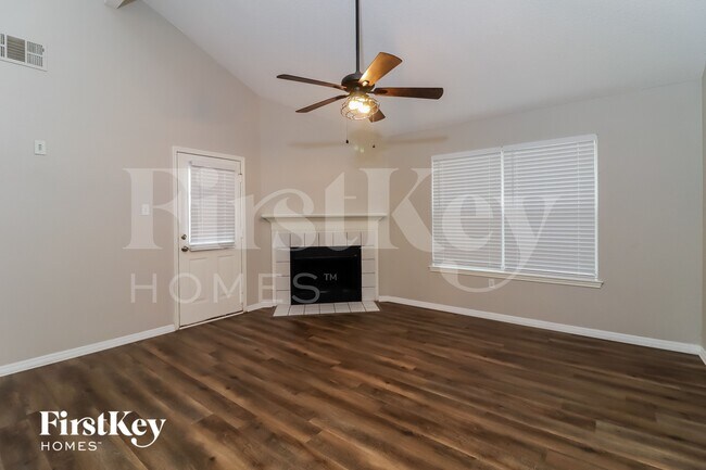 Foto del edificio - 1720 Whispering Cove Trail