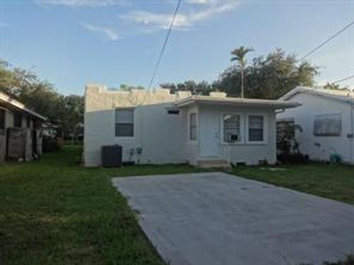 Primary Photo - 1505 Madison St