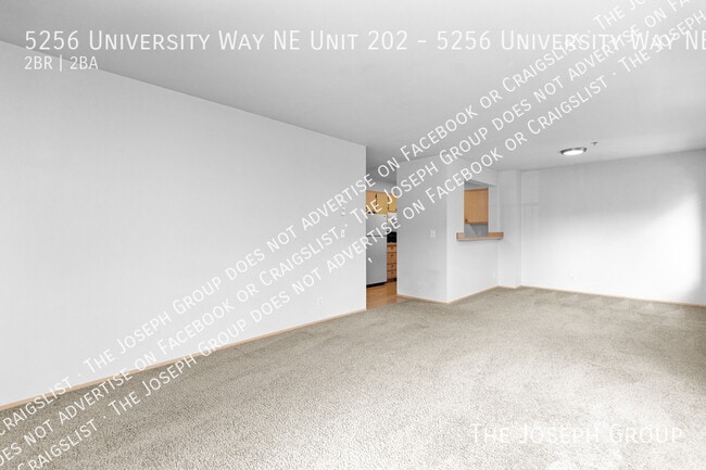 Building Photo - 5256 University Way NE