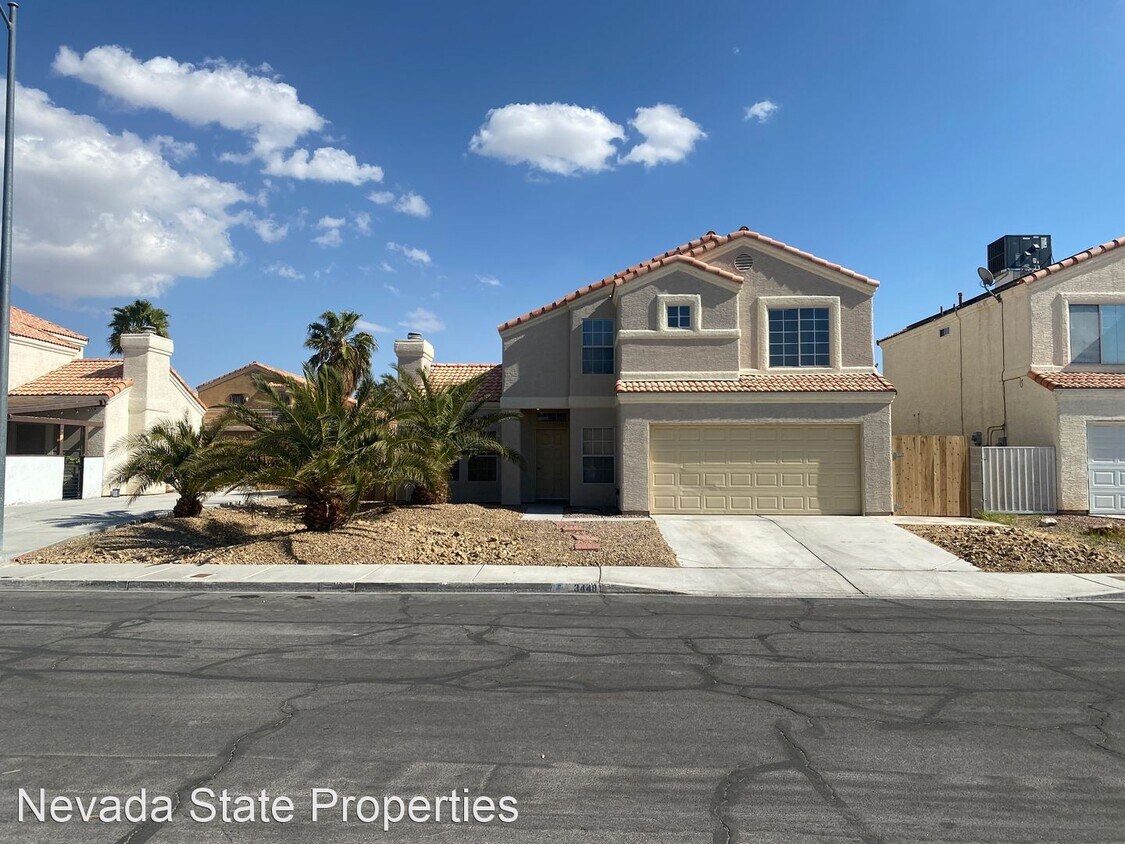 Primary Photo - 3 br, 2 bath House - 3448 Oberon