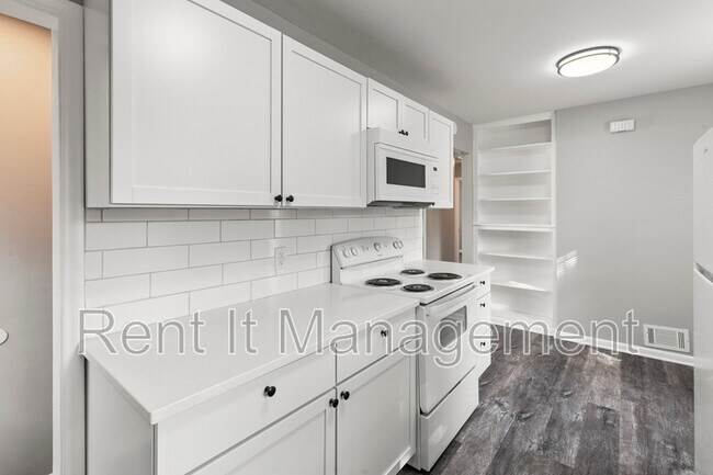 Foto del edificio - 4325 N 54th St
