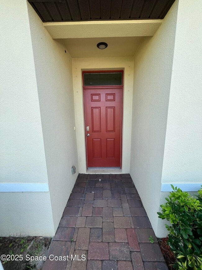 Building Photo - 7459 Tourmaline Dr