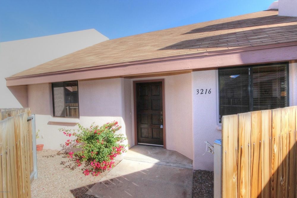 Primary Photo - 3216 E Terra Alta Blvd