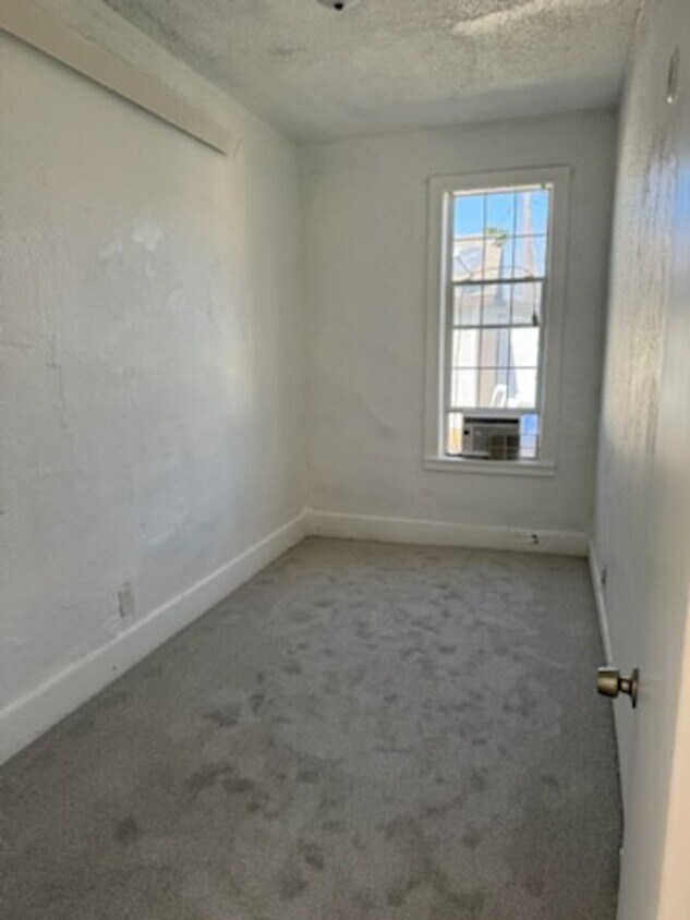 Foto del edificio - Cozy 2 Bed 1 Bath Home – Move-In Ready