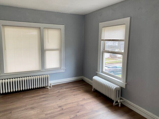 living room - 72 Cleveland Ave