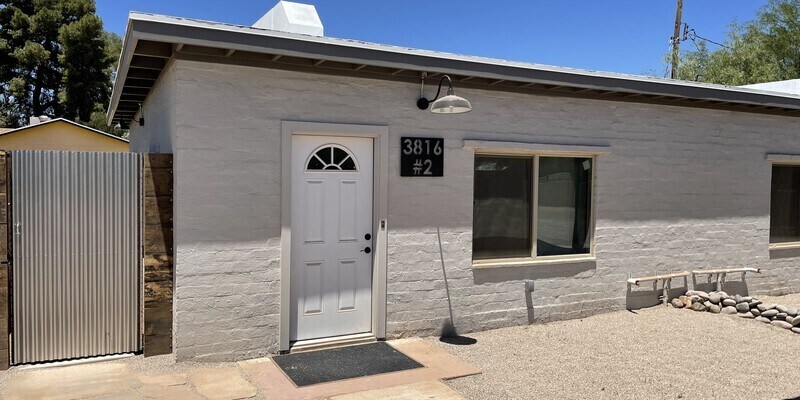 Primary Photo - 3816 E Lee Street