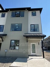 Building Photo - 548 S 1080 W