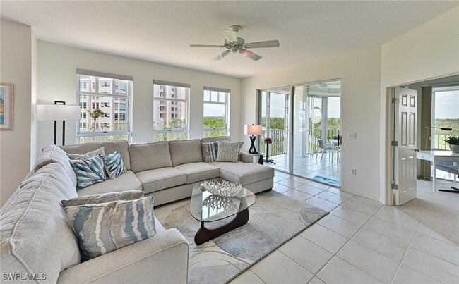 Foto del edificio - 262 Barefoot Beach Blvd