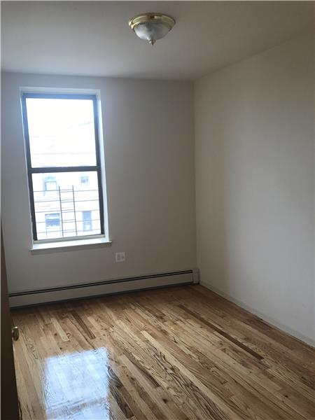 Building Photo - 1275 Sheridan Ave
