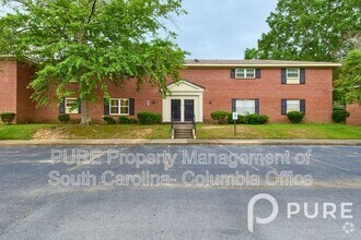 Building Photo - 601 Riverhill Cir