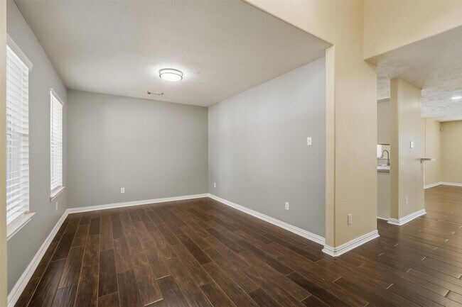 Foto del edificio - 11506 Harbour Lake Ct