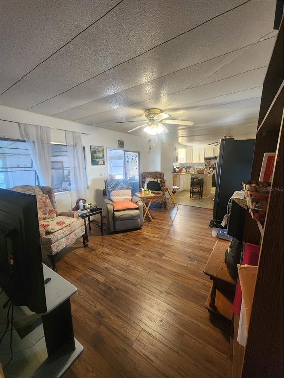 Foto del edificio - 59 Holly Dr