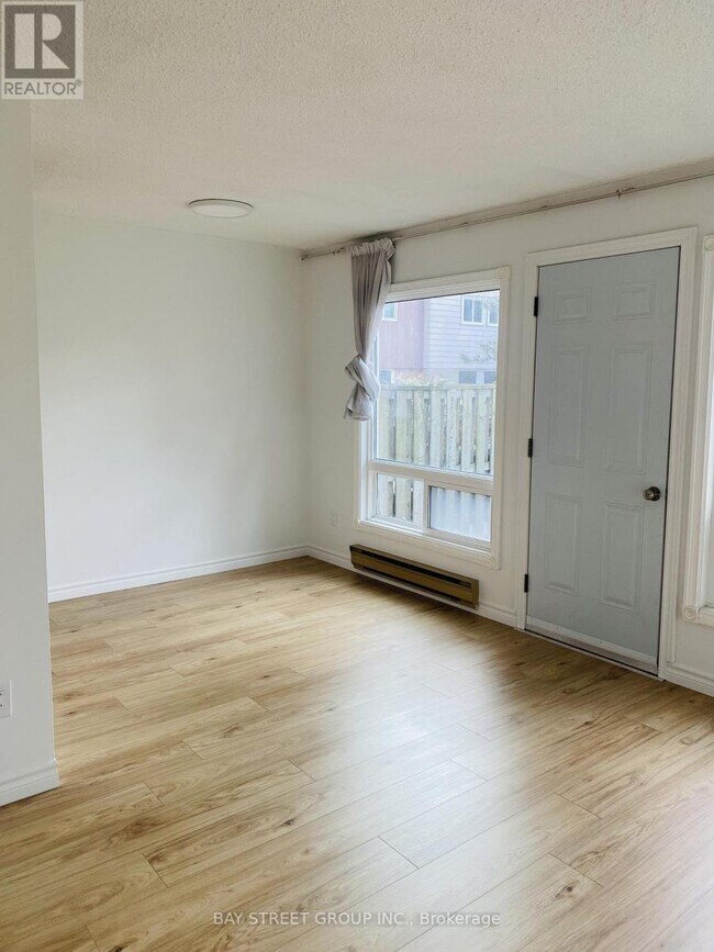 Photo du bâtiment - 44 Woody Vine Way