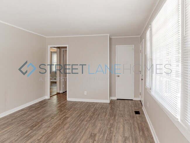 Building Photo - REDUCED! - HOLIDAY SPECIAL! SIGN A LEASE B...