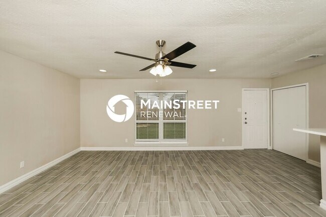 Building Photo - 3 Bedroom Pet-Friendly Home in ALLEN, TX with Main Street Renewal