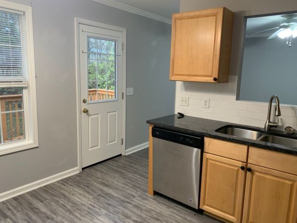 Building Photo - Cedar Bluff 3bed/2bath townhouse in great ...