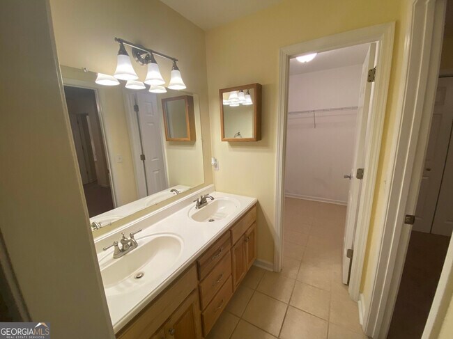 Foto del edificio - 2068 Scrubby Bluff Rd