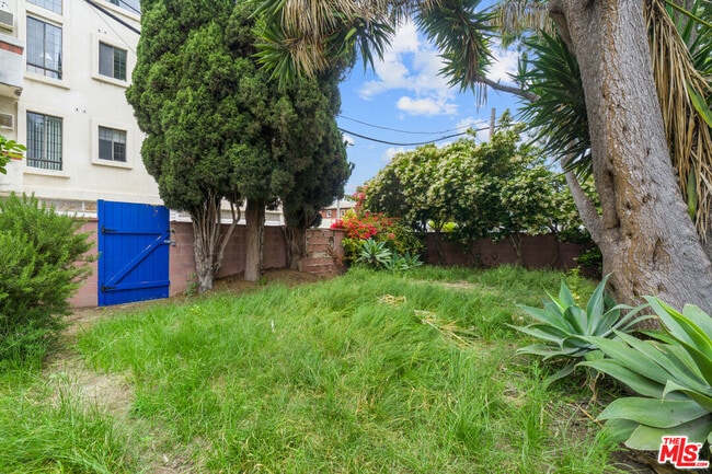 Foto del edificio - 3972 Keeshen Dr