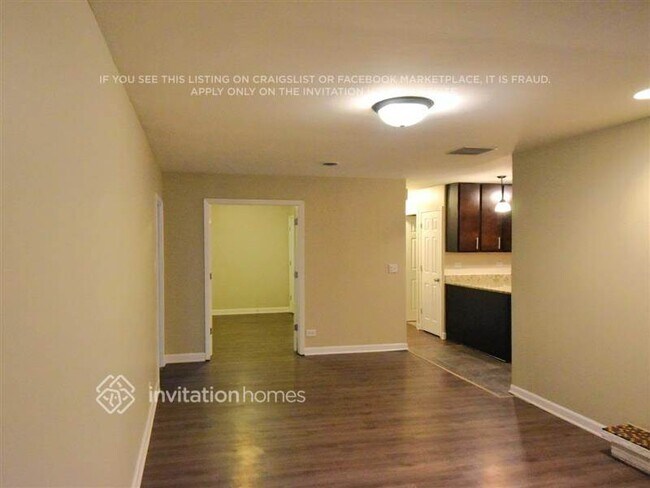 Building Photo - 5900 S Brainard Ave