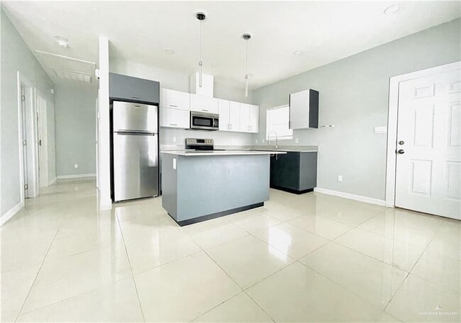 Foto del edificio - 23 Summerland Ln