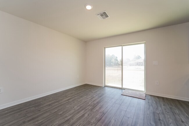 Building Photo - 5821 Babian Rd, North Port, FL