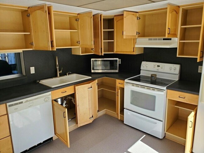 Foto del edificio - 113 Sherwood Cir