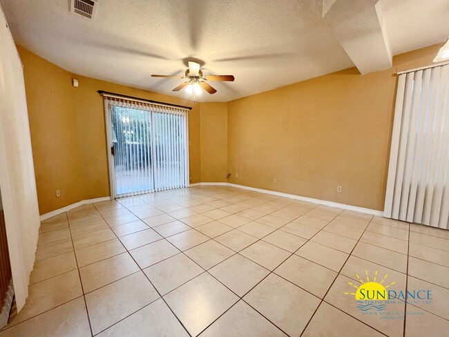 Building Photo - Exceptional 2 Bedroom Home near Beal Parkway!