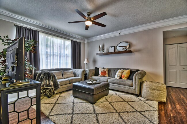Building Photo - 224 Murcia Dr