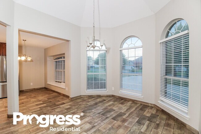 Building Photo - 2505 Coffey Dr